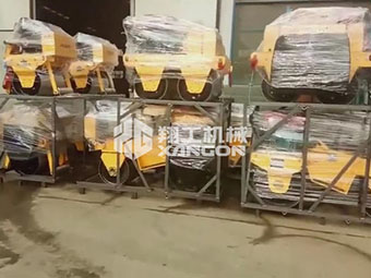 翔工機(jī)械一批小型壓路機(jī)包裝好，成功出口到國外